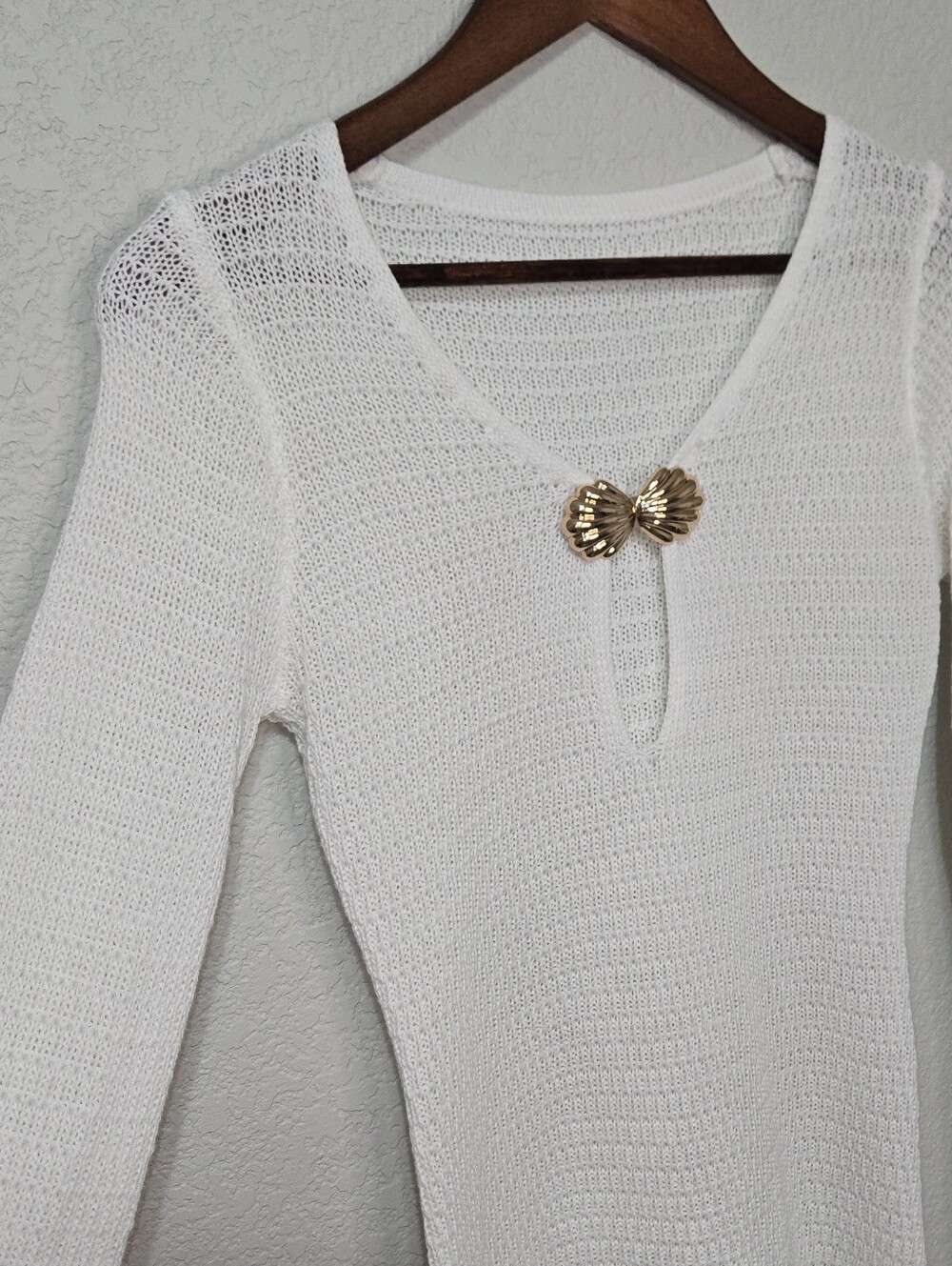 Women's Cream Knit Long-Sleeve Cover Up Top with Gold Accent